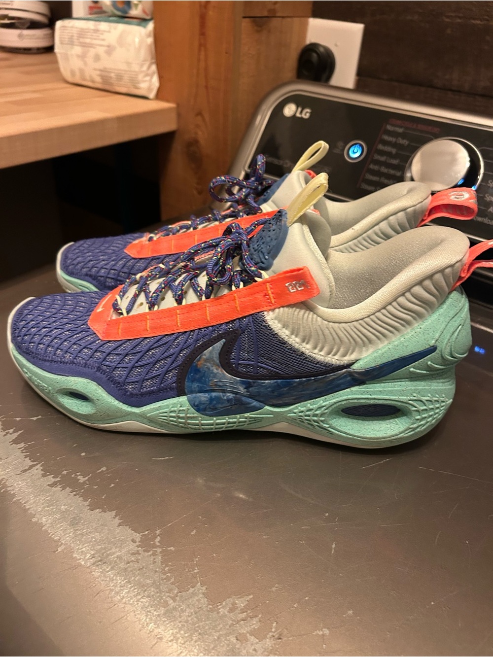 Nike Men's Cosmic Unity Blue Teal Orange Athletic Sneakers